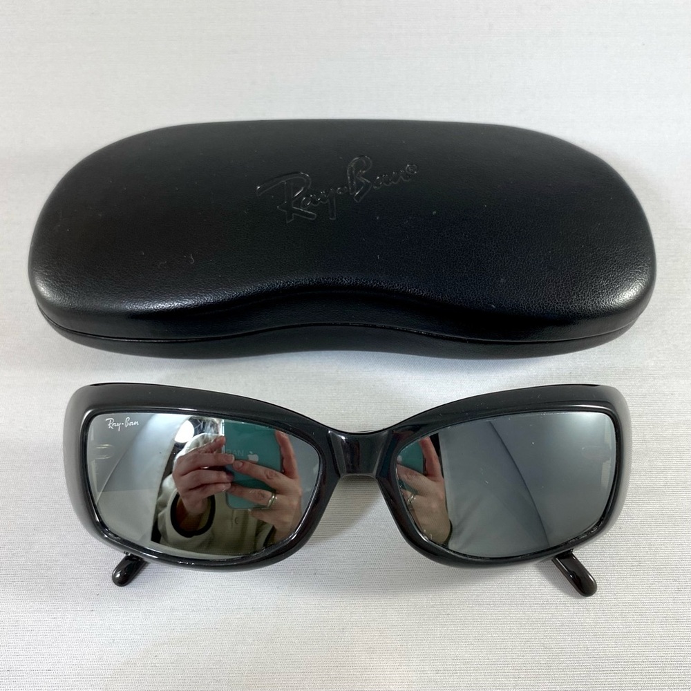 Vintage Ray-Ban B&L Sidestreet Tanker rectangle full-frame sunglasses. 🖤
